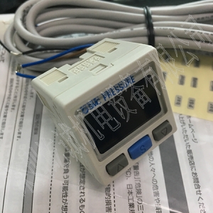 日本SMC原裝正品壓力開關ZSE30A-01-P